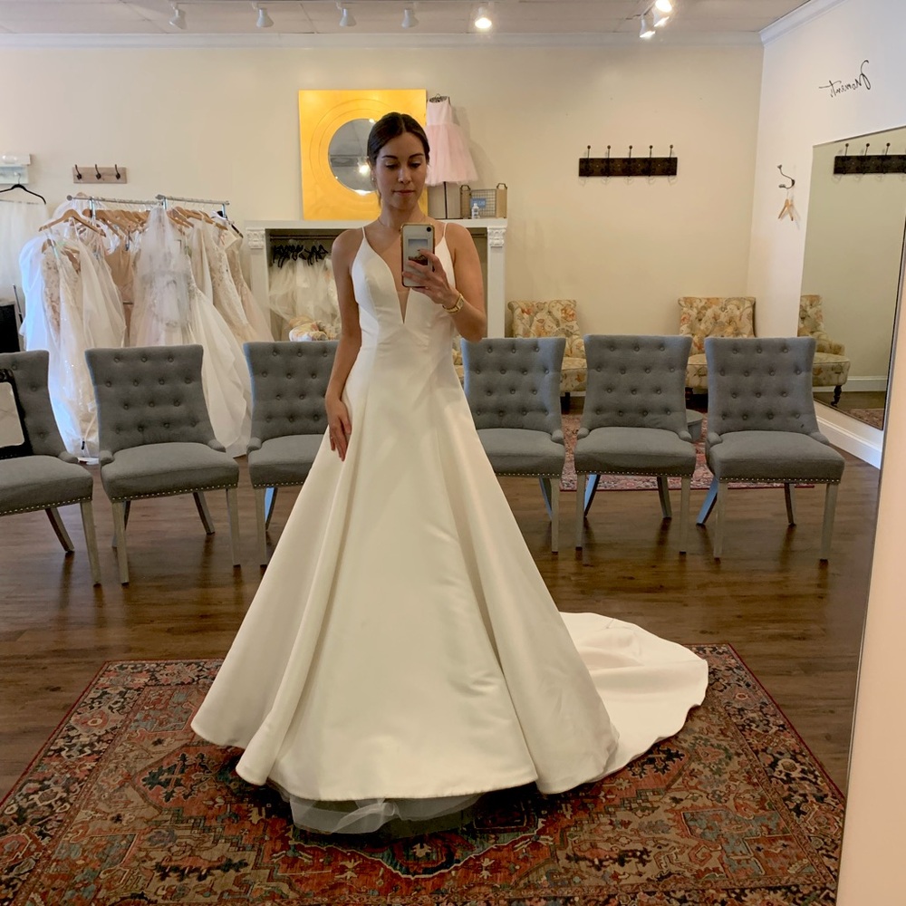 NEW, never worn, Kitty Chen wedding dress.